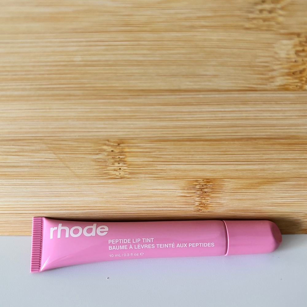Rhode ribbon peptide lip tint
